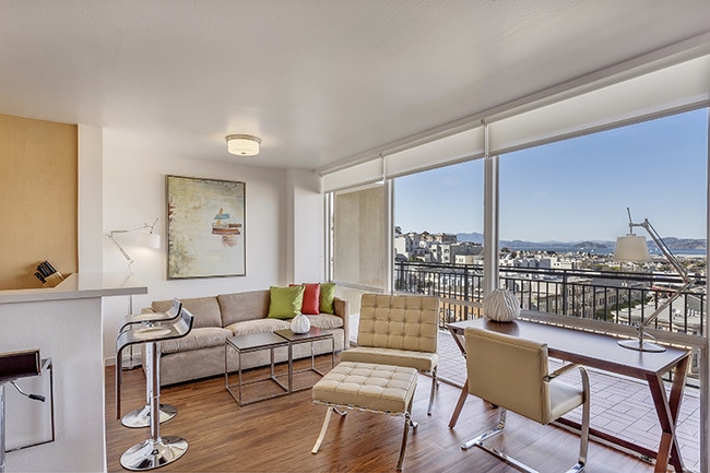 Building Photo - Crystal Tower Apartments