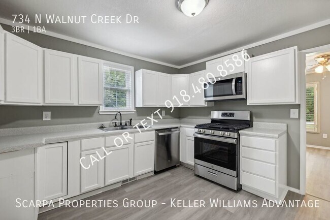 Building Photo - 734 N Walnut Creek Dr