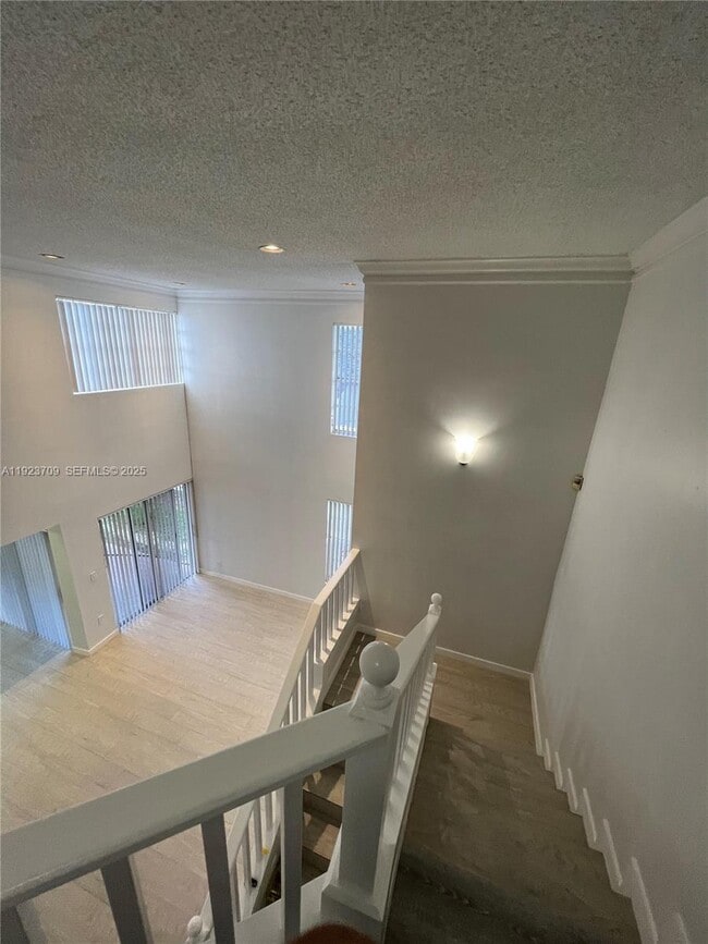 Building Photo - 6124 SW 149th Ave