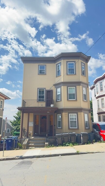 Building Photo - 66 Franklin Ave