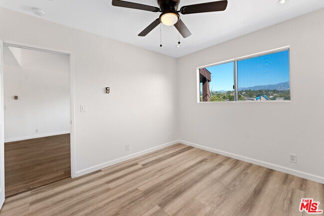 Building Photo - 5870 Benner St