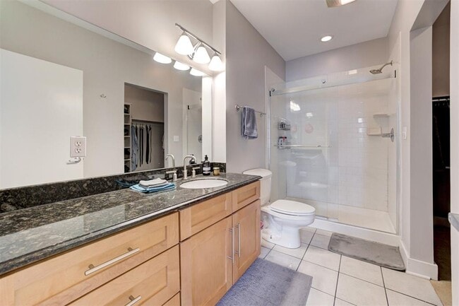 Building Photo - 444 N Central Ave