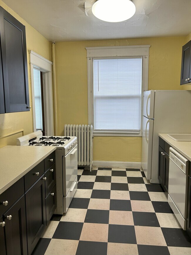 Floorplan - Avon Apartments