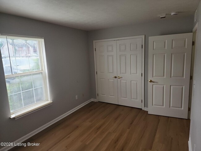 Building Photo - 4101 Blue Lick Ct