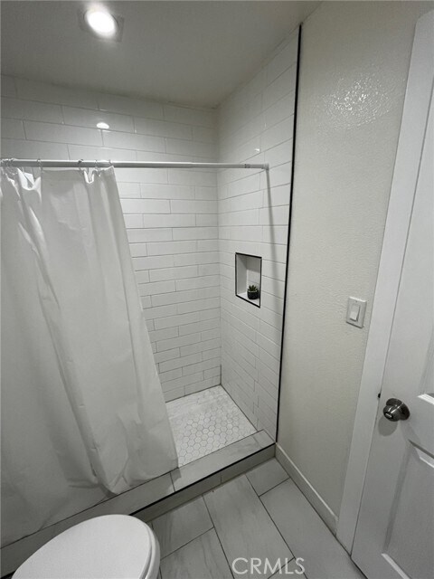 Building Photo - 4518 Normandie Ave
