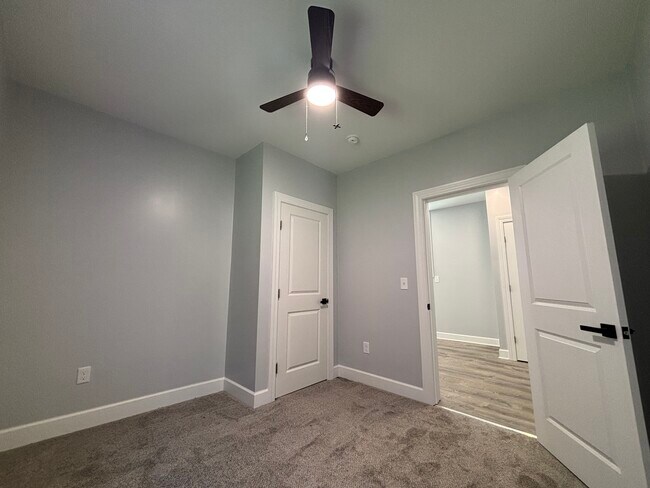 Building Photo - 239 West Ave