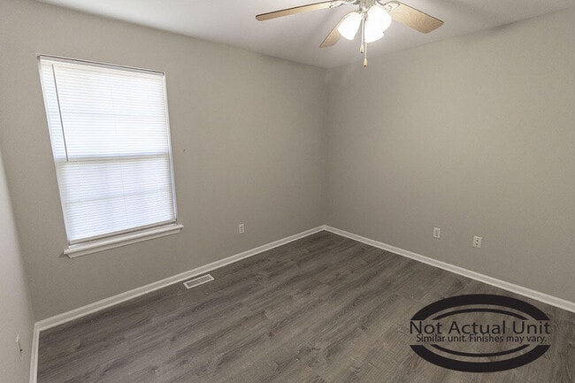 Building Photo - 4012 Arctic Fox Dr