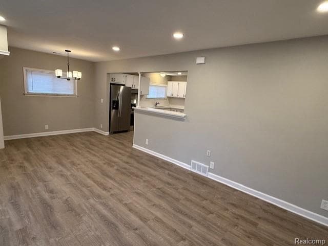 Building Photo - 25616 Miracle Dr