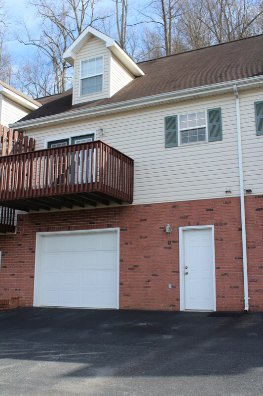 Building Photo - 308 Car-Mol Dr