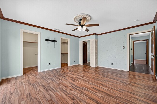 Building Photo - 14515 Wunderlich Dr