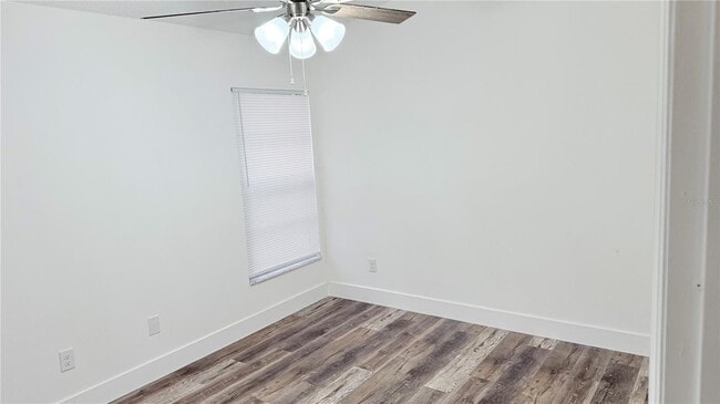 Building Photo - 205 Red Maple Dr