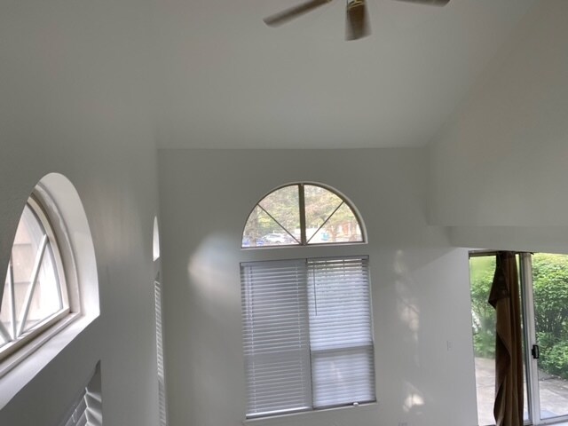 Building Photo - 1134 Regency Dr