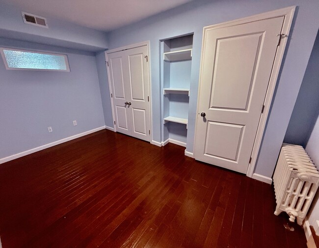 Building Photo - 2+ BED/1.5 BA Solid HOUSE in great East Passyunk/LOMO location w/ Central AC-HARDWOOD Flooring-WA...