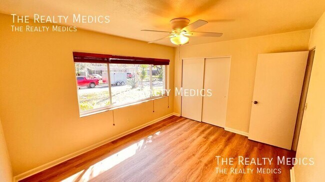 Building Photo - 1516 Dove Dr