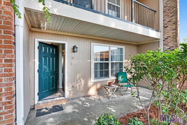 Building Photo - 4625 Parkoaks Dr