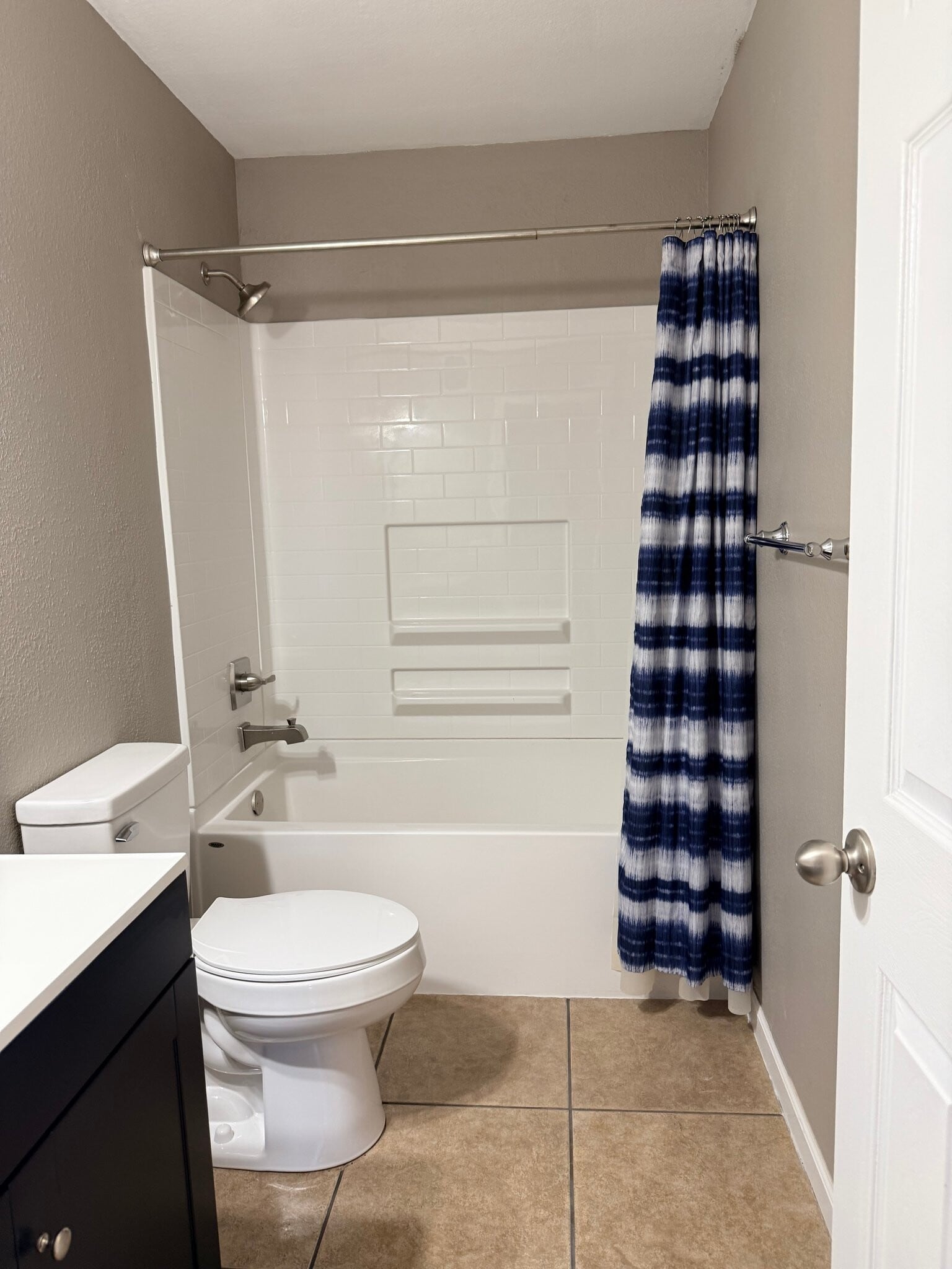 Building Photo - 1785 Beavertail Dr