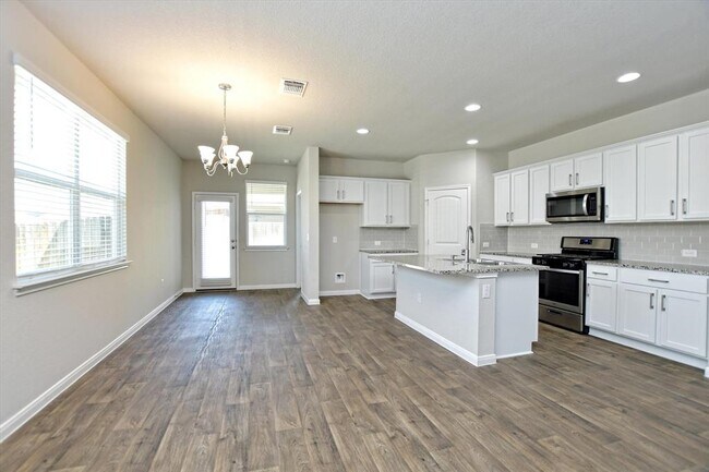 Building Photo - 109 Marimoor Dr