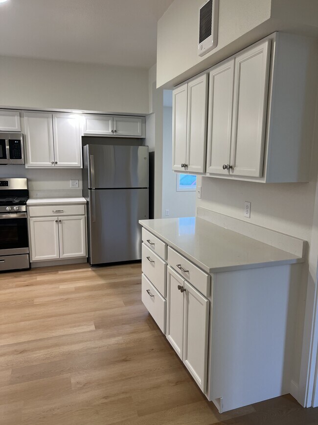 Building Photo - 2214 Valencia St