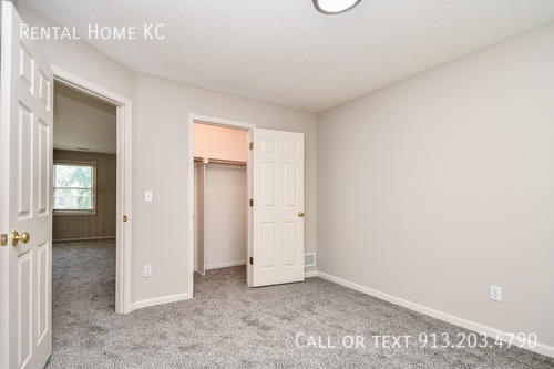 Building Photo - 11912 W 132nd St
