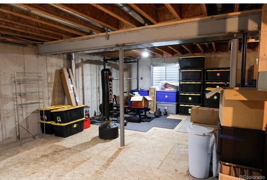 Building Photo - 7627 Halleys Dr