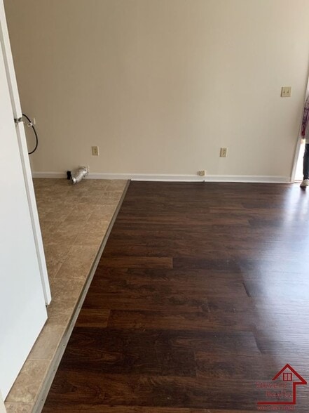 Building Photo - 275 Dogwood Pointe Dr