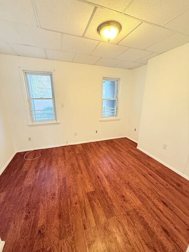 Building Photo - 5BR / 2.5 BA Home – Charles Village – $2,295/mo