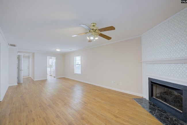 Building Photo - 200 Deer Hound Trail