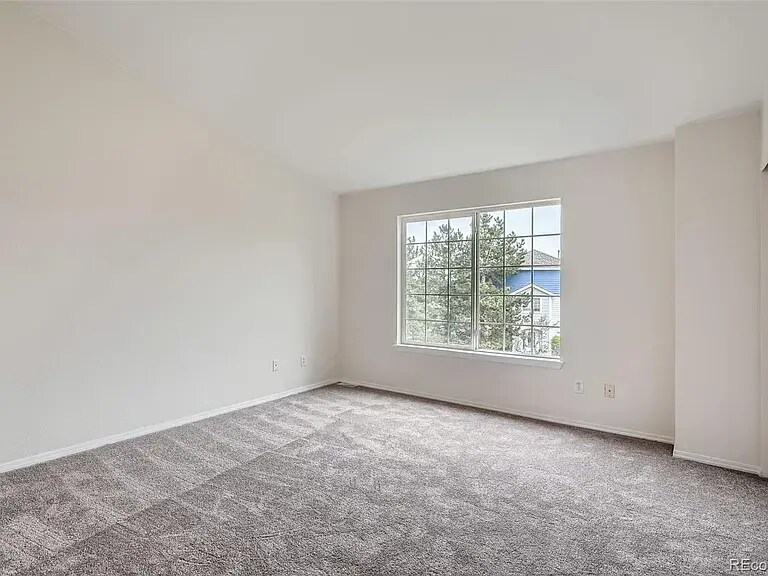 Building Photo - 19213 E Idaho Dr