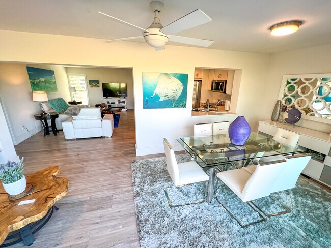 Building Photo - 3950 Estero Bay Ln