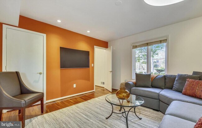 Building Photo - 7212 Grubby Thicket Way