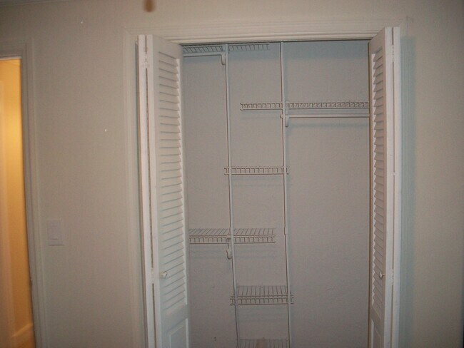 Building Photo - 4493 SW 49th Ct