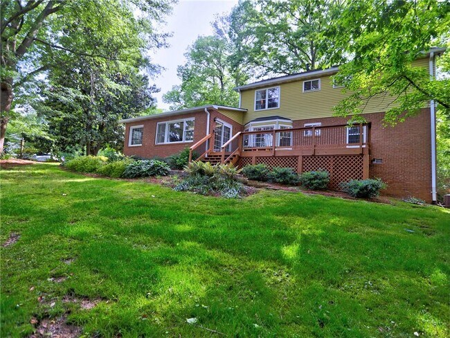 Building Photo - 1257 Independence Way