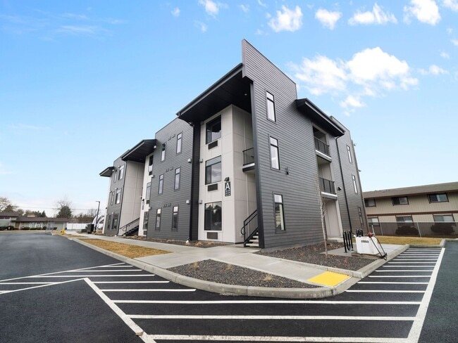 Building Photo - Flats on 4th Apartments