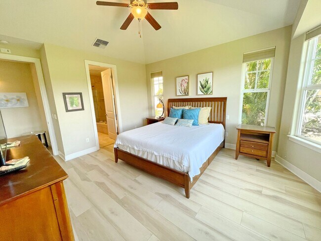 Building Photo - Luxury Island Living in Hokulani Golf Vill...