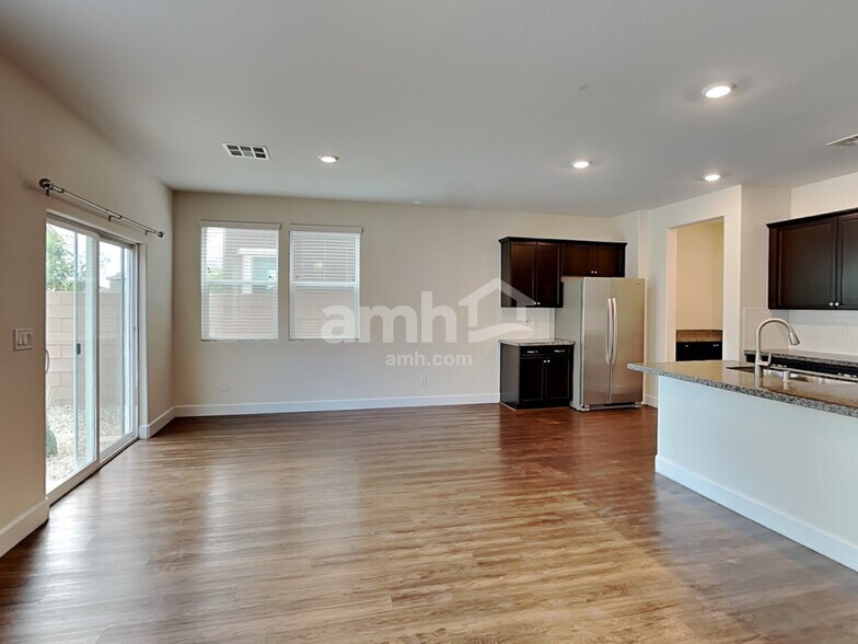 Building Photo - 9289 Baylee Bay Court