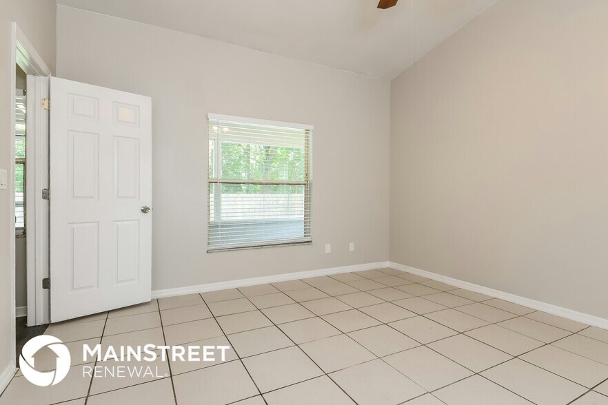 Building Photo - 1576 Cypress Woods Cir