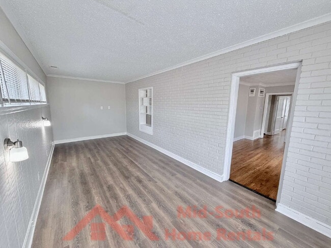 Building Photo - 1156 Brower St