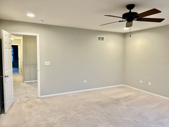 Building Photo - 2978 Henley Ln