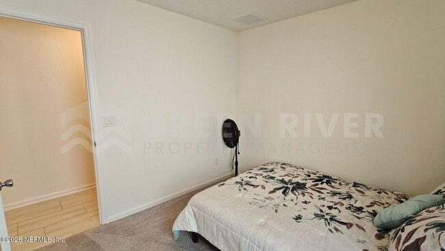 Building Photo - 352 Rambling Brk Trl