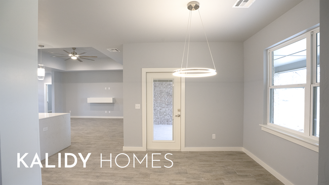 Building Photo - 307 Kirks Holw