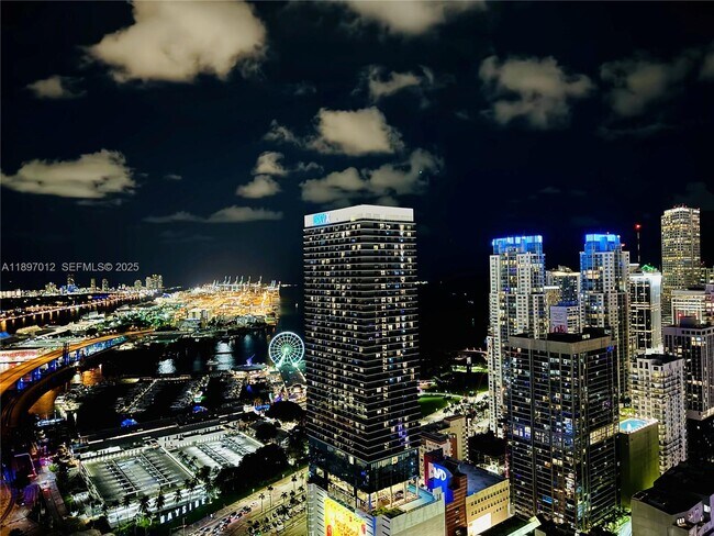 Building Photo - 159 NE 6th St