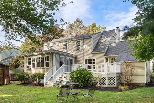 Building Photo - 109 Brookside Ave