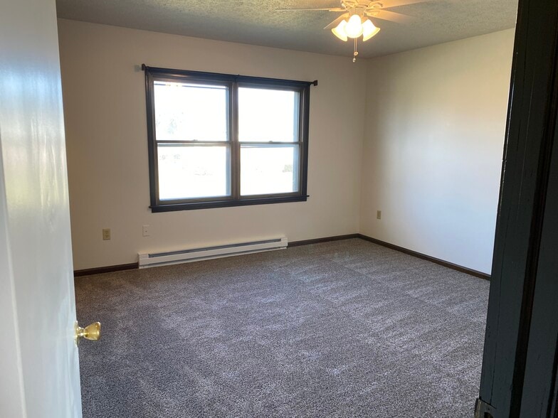 Bedroom 1 - 845 Red Oak Trl