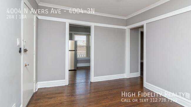 Building Photo - 4004 N Avers Ave