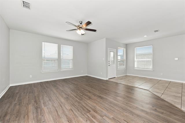 Building Photo - 2614 Lavender Ln