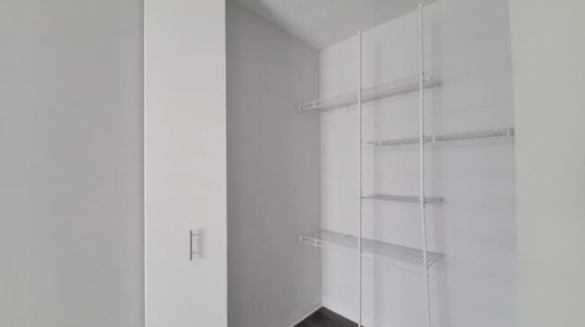 Building Photo - 61 W Chestnut St