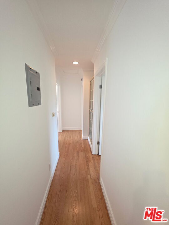 Building Photo - 670 Broadway St