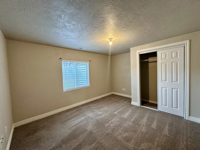 Building Photo - 6274 Copan Way