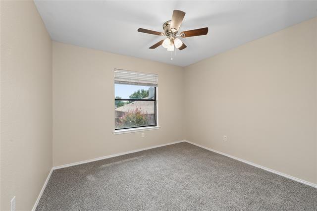 Building Photo - 240 Northwood Dr