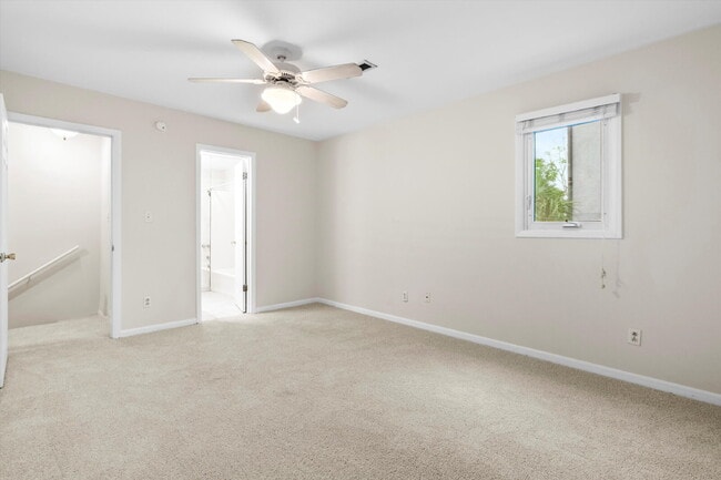 Building Photo - 22 Ogier St